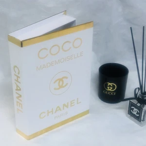 Lovely Book & Book Coco Chanel Klasik Model Açılabilir Dekoratif Kitap Kutusu 27 x 19 x 4 cm