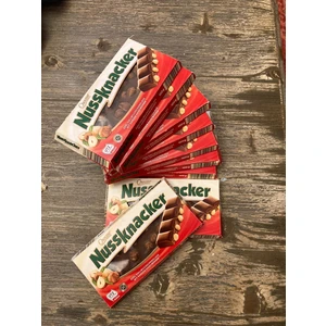 Nussknacker Sütlü Fındıklı 10 x 100 gr Alman Çikolatası