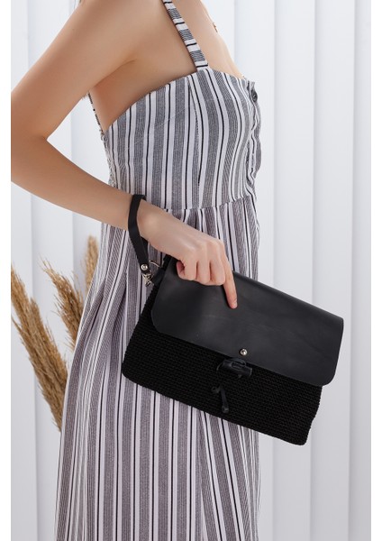 Artı-Artı Dünya Şehirleri Serisi 011 Siyah Kadın Medusa Özel Koleksiyon El Örgü Çanta