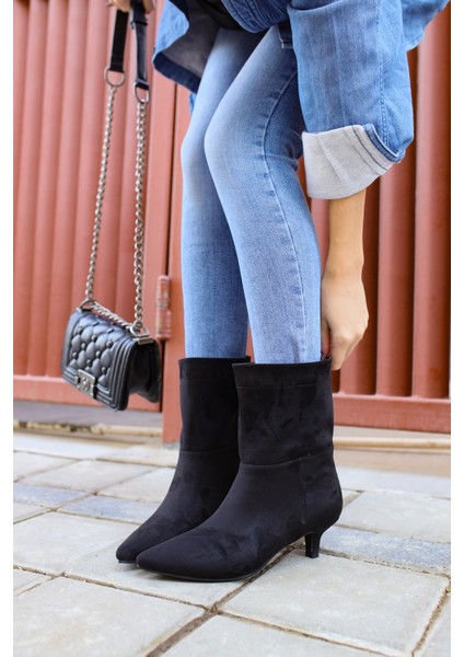 Missha Siyah Süet Kadın Bot fiyatları