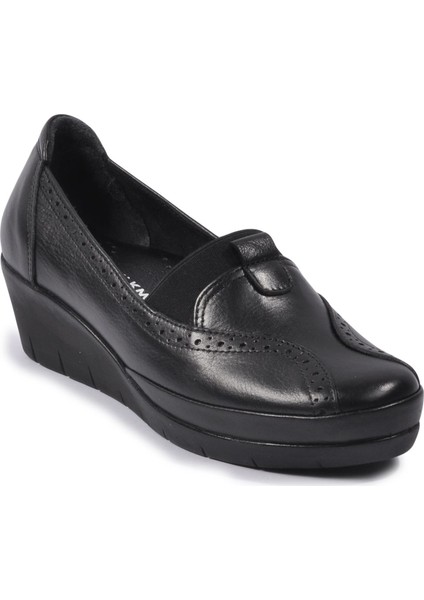 888 Siyah Kadın Hakiki Deri Günlük Ayakkabı