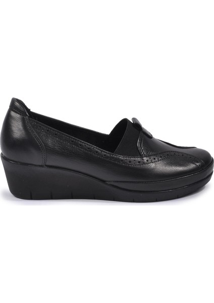 888 Siyah Kadın Hakiki Deri Günlük Ayakkabı fiyatları