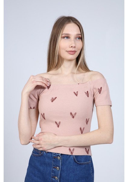 Kadın Gül Kurusu Madonna Yaka T-Shirt fırsatları