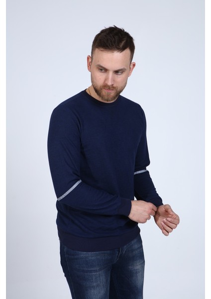 Erkek Lacivert Bisiklet Yaka Sweatshirt modelleri