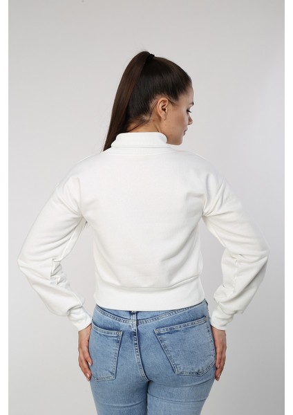 Kadın Ekru Balıkçı Yaka Crop Sweat fırsatları