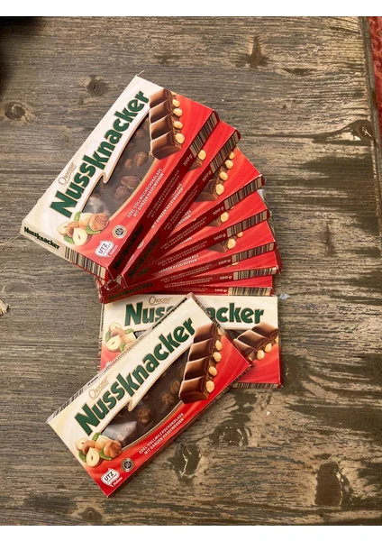 Nussknacker Sütlü Fındıklı 3 x 100 gr Alman Çikolatası