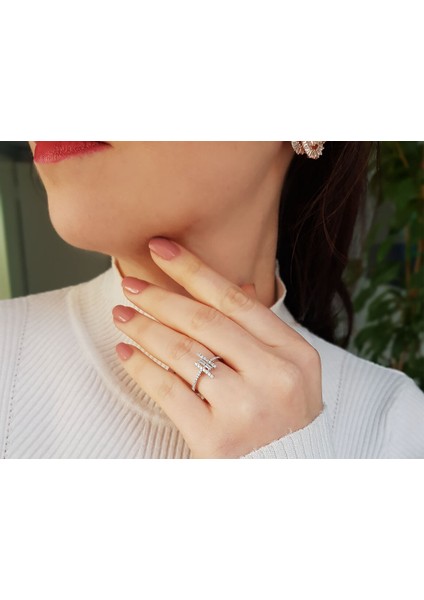 F Renk 0,33 Karat Baget Pırlanta Yüzük 0417R0263 indirimleri