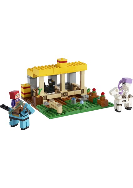 LEGO® Minecraft# At Ahırı 21171 Yapım Seti; Çocuklar İçin Eğlenceli Minecraft Çiftlik Oyuncağı, Iskelet Süvari Içerir (241 Parça)