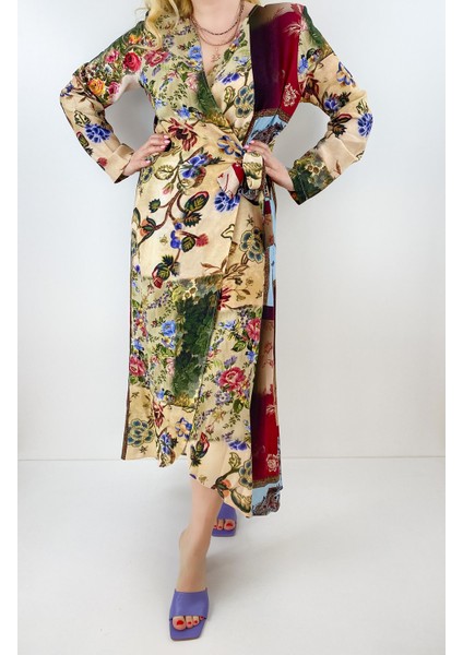 Kadın Çiçek Desenli Kruvaze Elbise