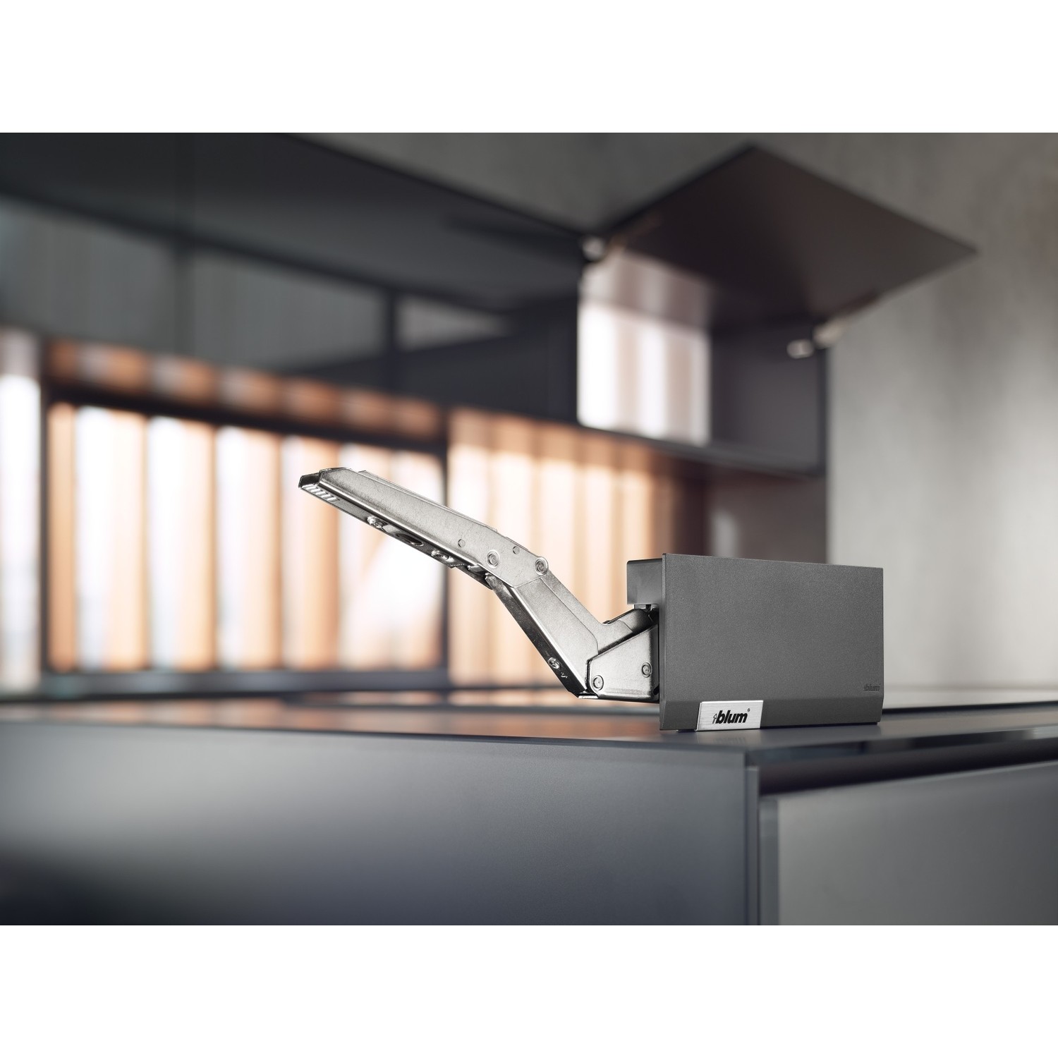 Blum Aventos HK TOP Beyaz Kalkar Kapak Sistemi 27'lik Güç Fiyatı