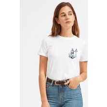 Qivi Silhouette Lady Justice Kadın Beyaz Tshirt