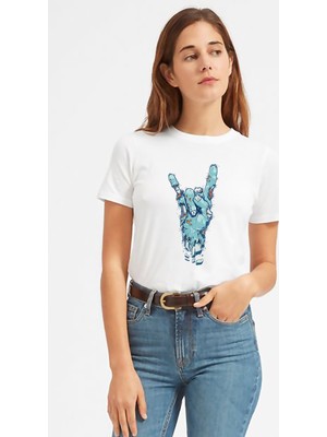 Qivi Zombie Rock Baskılı Beyaz Kadın Tshirt