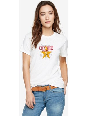 Qivi Stranger Things The Upside Down Star Baskılı Beyaz Kadın Tshirt