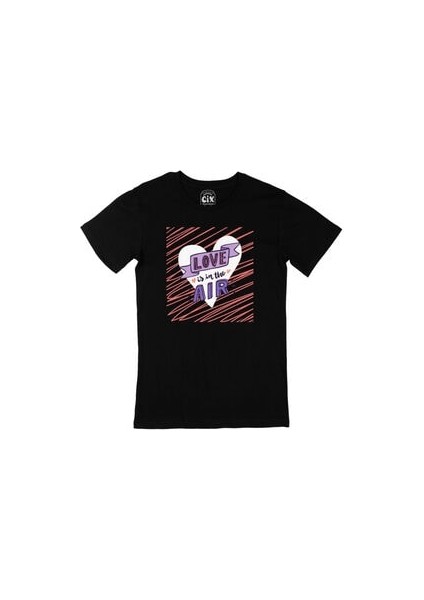 Love Is In The Air Siyah Tişört