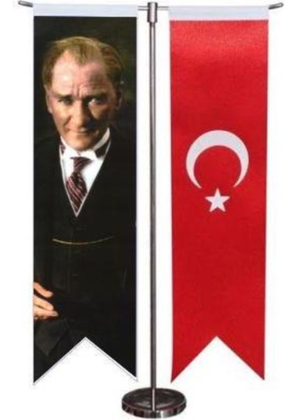 Türk Bayrağı ve Atatürk Masa Bayrağı