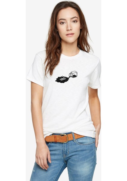 Astronot Güneşlenen Astronot Baskılı Beyaz Kadın Tshirt