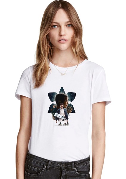 Stranger Things 2 Hawkins Caravan Baskılı Beyaz Kadın Tshirt