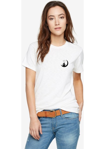 Kediler Aşk Ay Yıldızlar Göğüs Baskılı Beyaz Kadın Tshirt