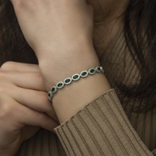 CHIC TOUCH  Zümrüt Taşlı Tamtur Gümüş Bileklik
