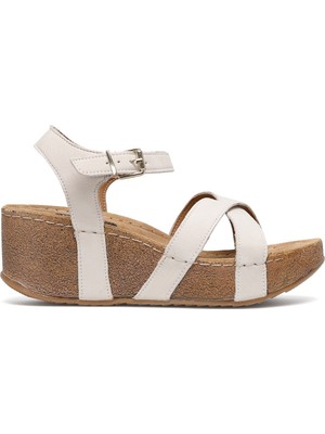 Nine West Goyard 1fx Beyaz Kadın Dolgu Topuklu Sandalet