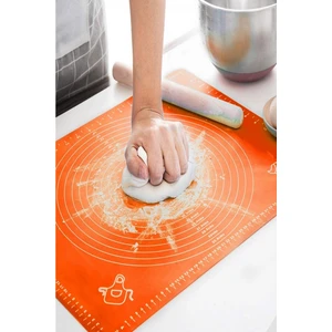 Tilbe Home Hamur Matı Silikonlu Çok Amaçlı Pasta Fırın Altlığı Turuncu Renkli Orta Boy