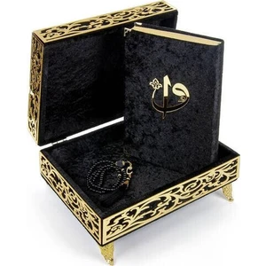 Merve Yayınları Özel Elif Vav Pleksi Süslemeli Hediyelik Kadife Kaplı Ayaklı Sandıklı Kuranı Kerim Siyah