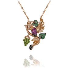 Üzüm Dalına Konmuş Arı Kuşu Gümüş Kolye