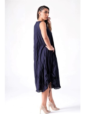Kadın Lacivert Tasarım Ahşap Boncuklu Biye Detaylı Dev Cepli Astarlı Dokuma Elbise