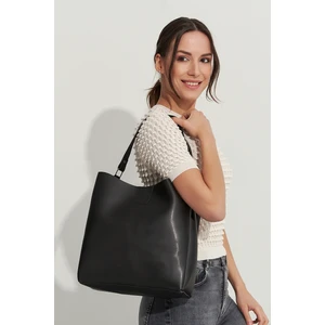 Mıknatıslı Fermuar Bölmeli Omuz Çantası