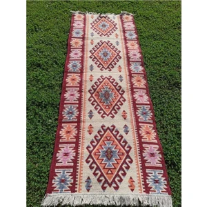 Çift Taraflı Antik Eşme Desen Kilim Yolluk- Kırmızı Uşak Kilimi