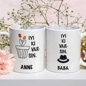 Kişiye Özel Hediye Isimli Anneler Günü Babalar Günü Iyi Ki Varsın Anne-Baba Baskılı Kupa Bardak 06004