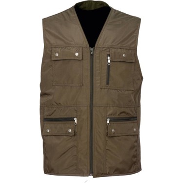 Bir qizni mushukka tepishdi