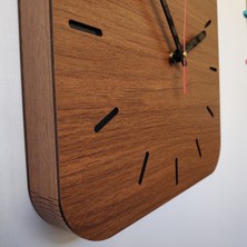 Desen Sanat Özel Seri Minimalist Ahşap Kare Saat   30 x 30 cm   Ceviz