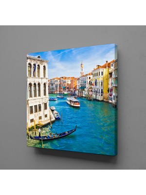 Technopa Renkli Evler Arasından Nehir Akıntısı 50X50 cm