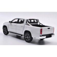 Welly Mercedes-Benz X-Class Beyaz 1:27 Model Araba