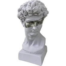 By Ari Davut-Hk105-11