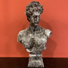 By Ari Davut-Hk103-37