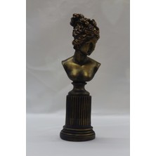 By Ari Lafayette-Hk114-11