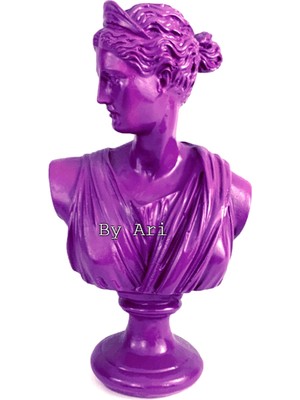 By Ari Afrodit-Hk101-18