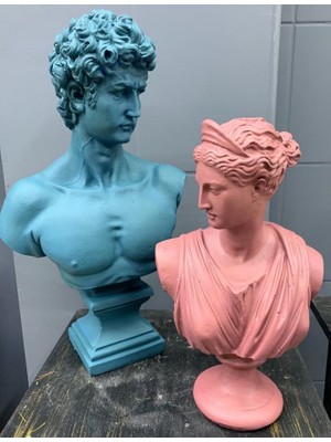 By Ari Afrodit Davut-Hk140-1