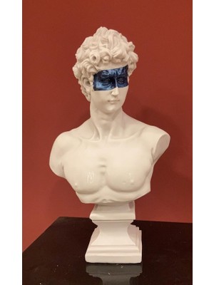 By Ari Davut-Hk103-36