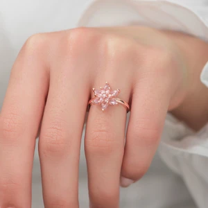 Rose Altın Kaplama Pembe Zirkon Taşlı Lotus Çiçeği Kadın Yüzük