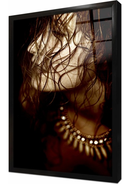 Modern Kadın Çerçeveli Cam Tablo