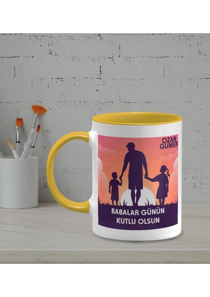Kişiye Özel Babalar Günün Kutlu Olsun Temalı Sarı Renk Kupa