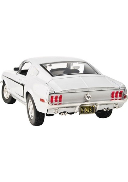 1:18 1968 Ford Mustang Gt Cobra Jet fırsatları