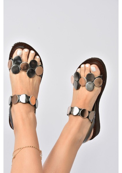 Siyah Hakiki Deri Kadın Sandalet K374680603 modelleri