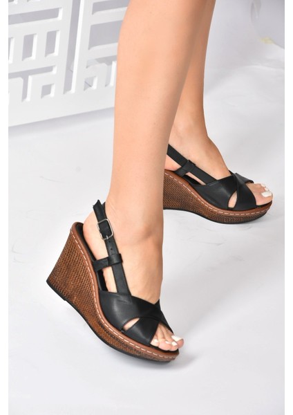 Siyah Dolgu Topuklu Kadın Ayakkabı K674041309 fiyatları