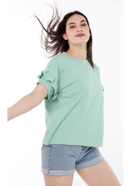 Kadın Omuzdan Fırfırlı T-Shirt