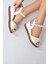 Beyaz Kadın Dolgu Topuklu Ayakkabı Suni Deri Düz Taban 6 cm Topuk Yüksekliği 2
