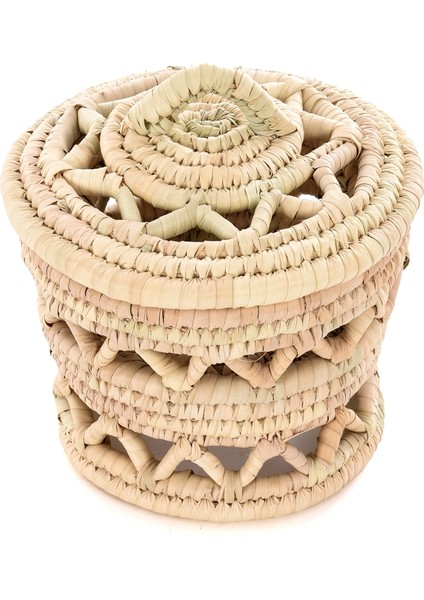 Orta Açık Sıralı Yuvarlak Hasır Kutu Bir Yıldız Şeklinde Kapak